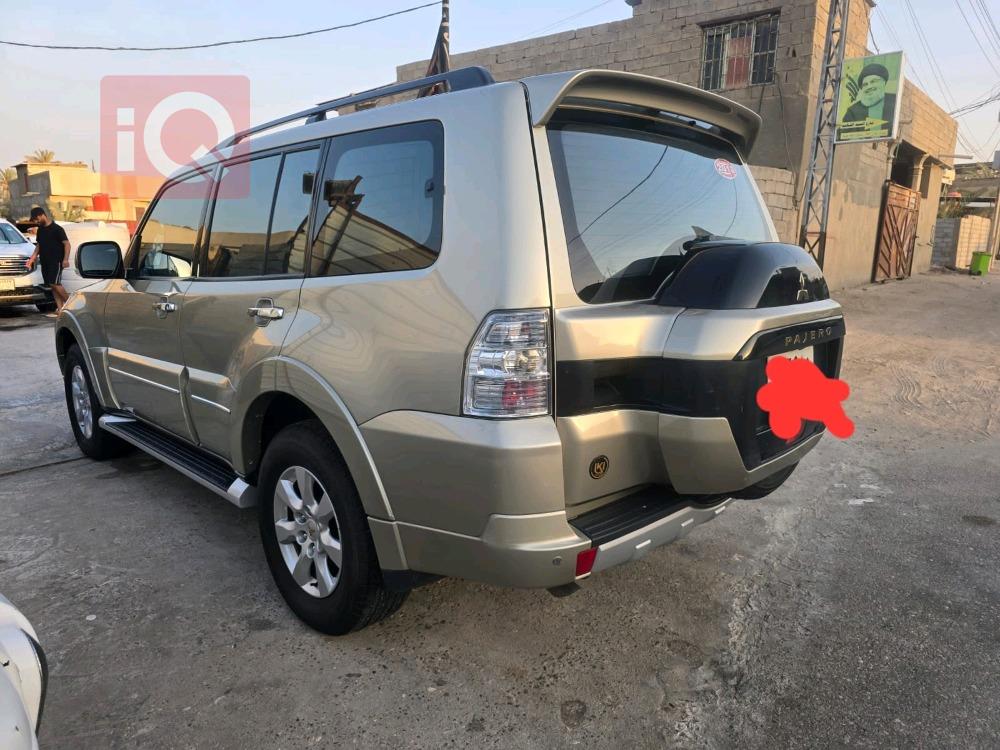 ميتسوبيشي باجيرو